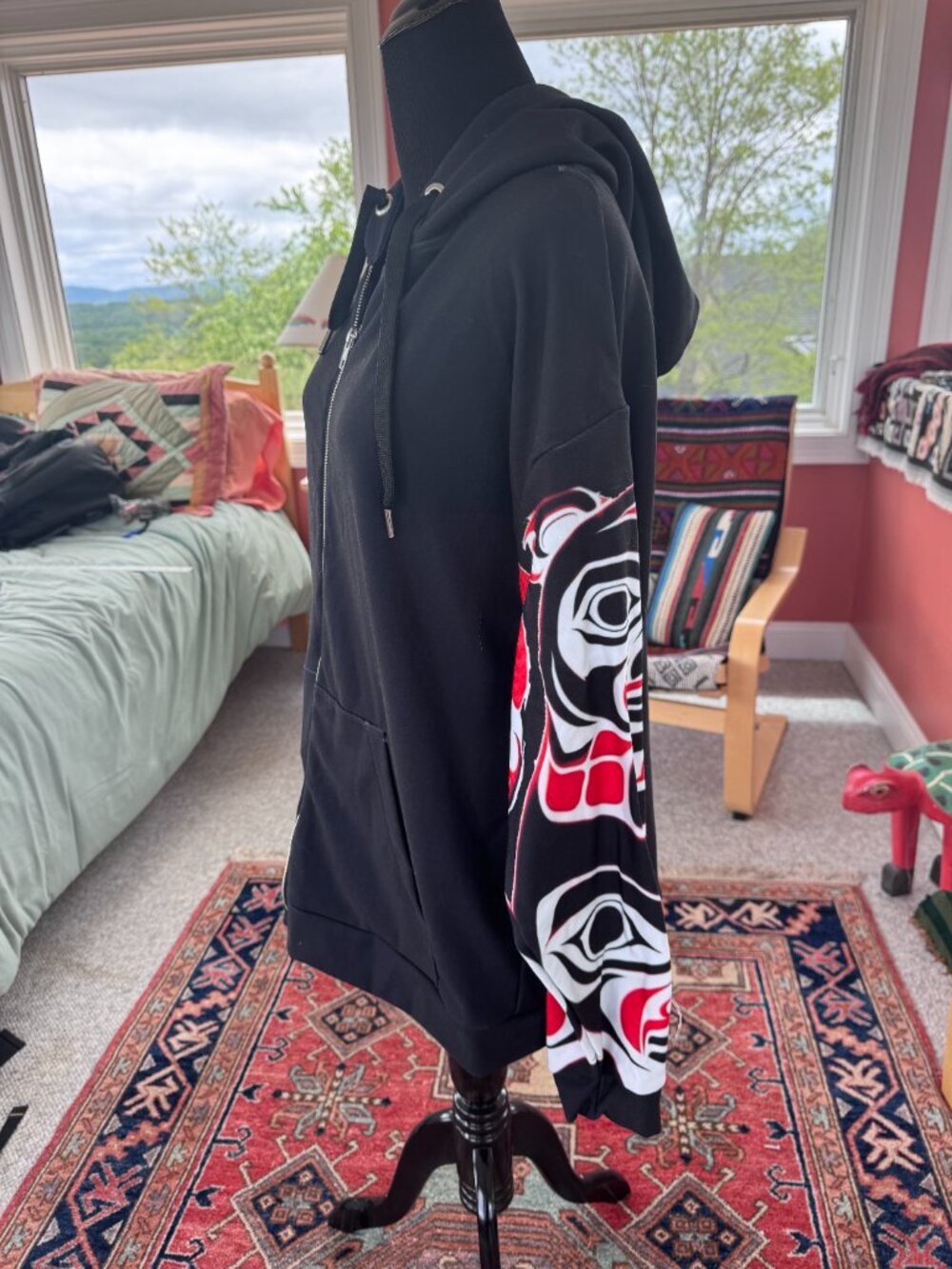 Zippered black Hoodie with Haida Tlingit design. Size L - Picture 7 of 14